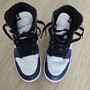 Jordan 1 Retro High OG 'Midnight Navy Size 4.5 Boys